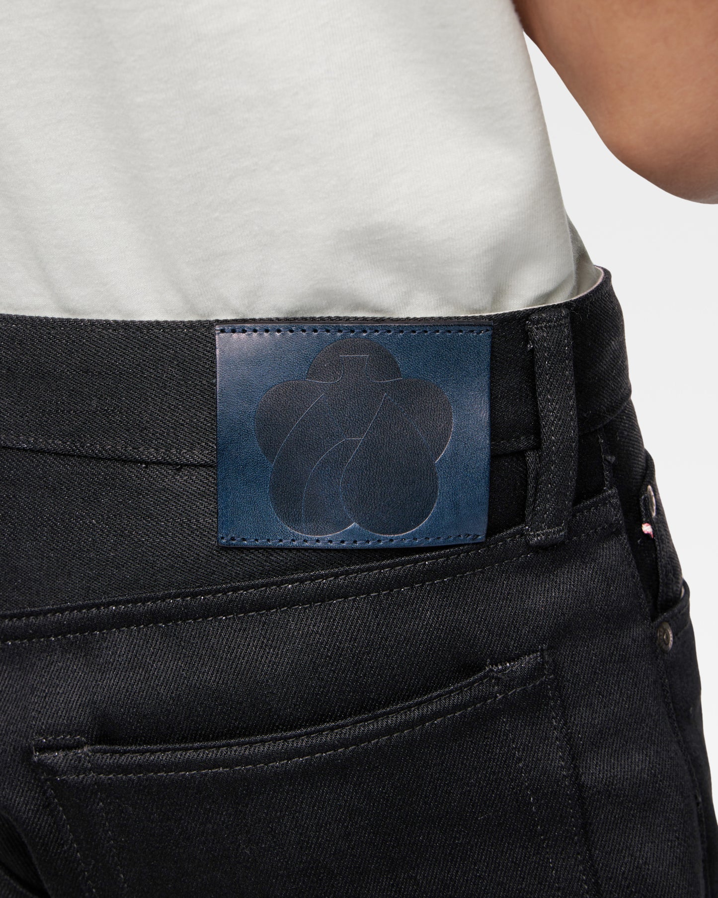 #300 STANDARD SLIM 14.7oz