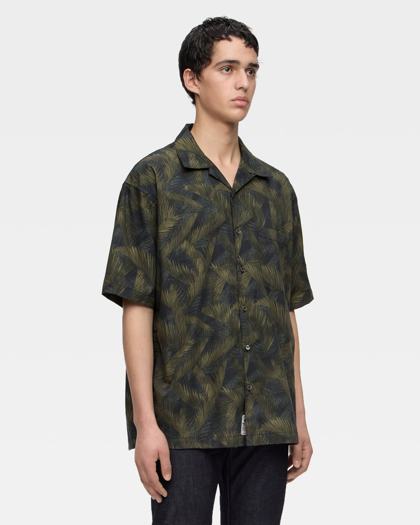 CYCADS PATTERN S/S SHIRT
