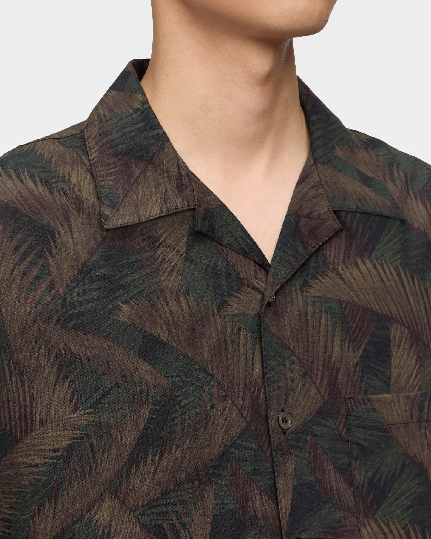 CYCADS PATTERN S/S SHIRT