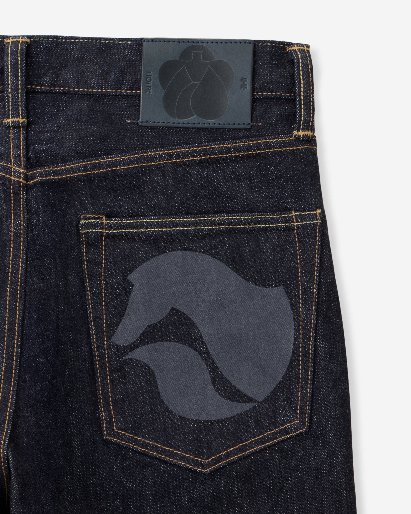 100 STRAIGHT - "eto 2026" - MOMOTARO JEANS