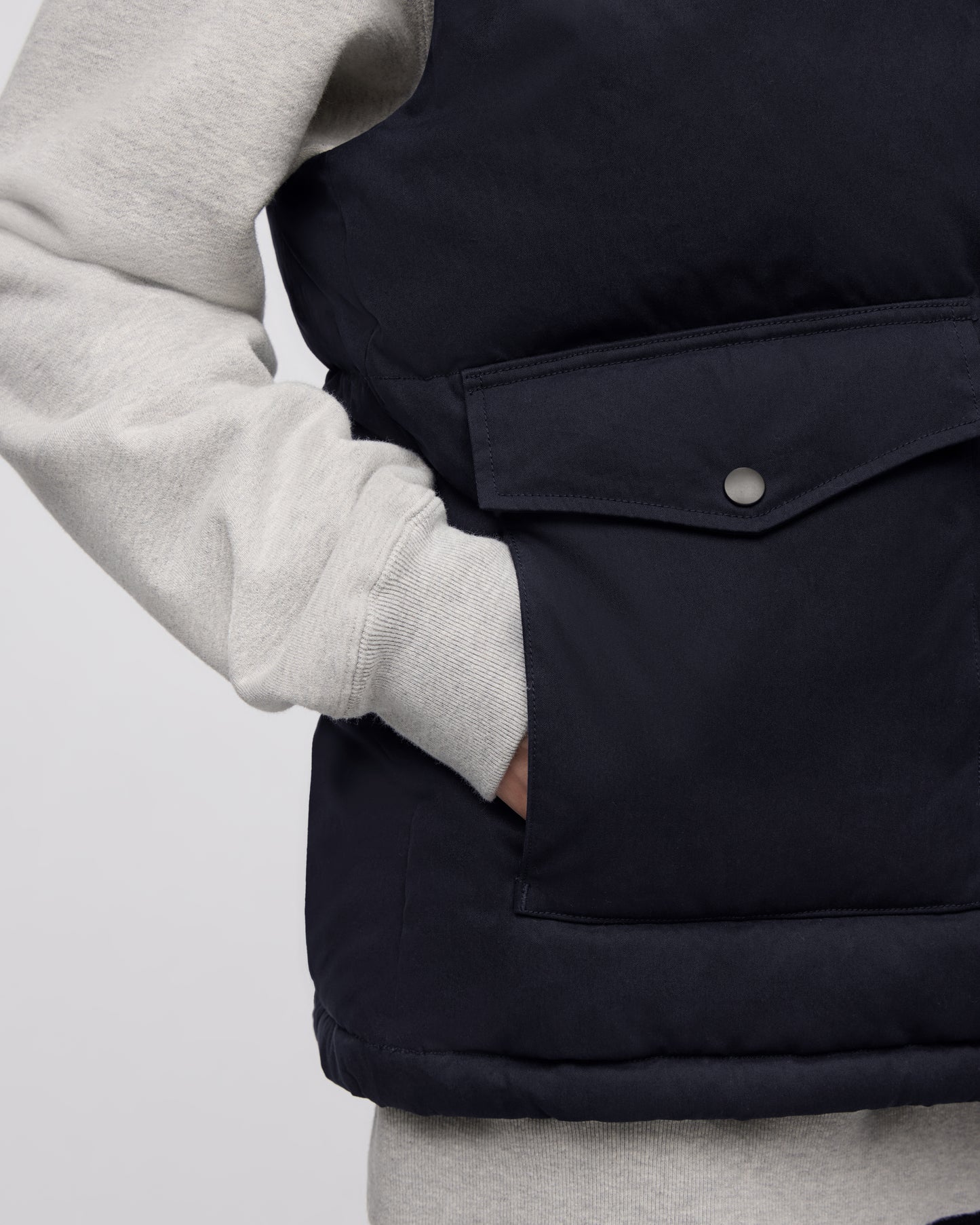 【近日販売予定】DOWN VEST