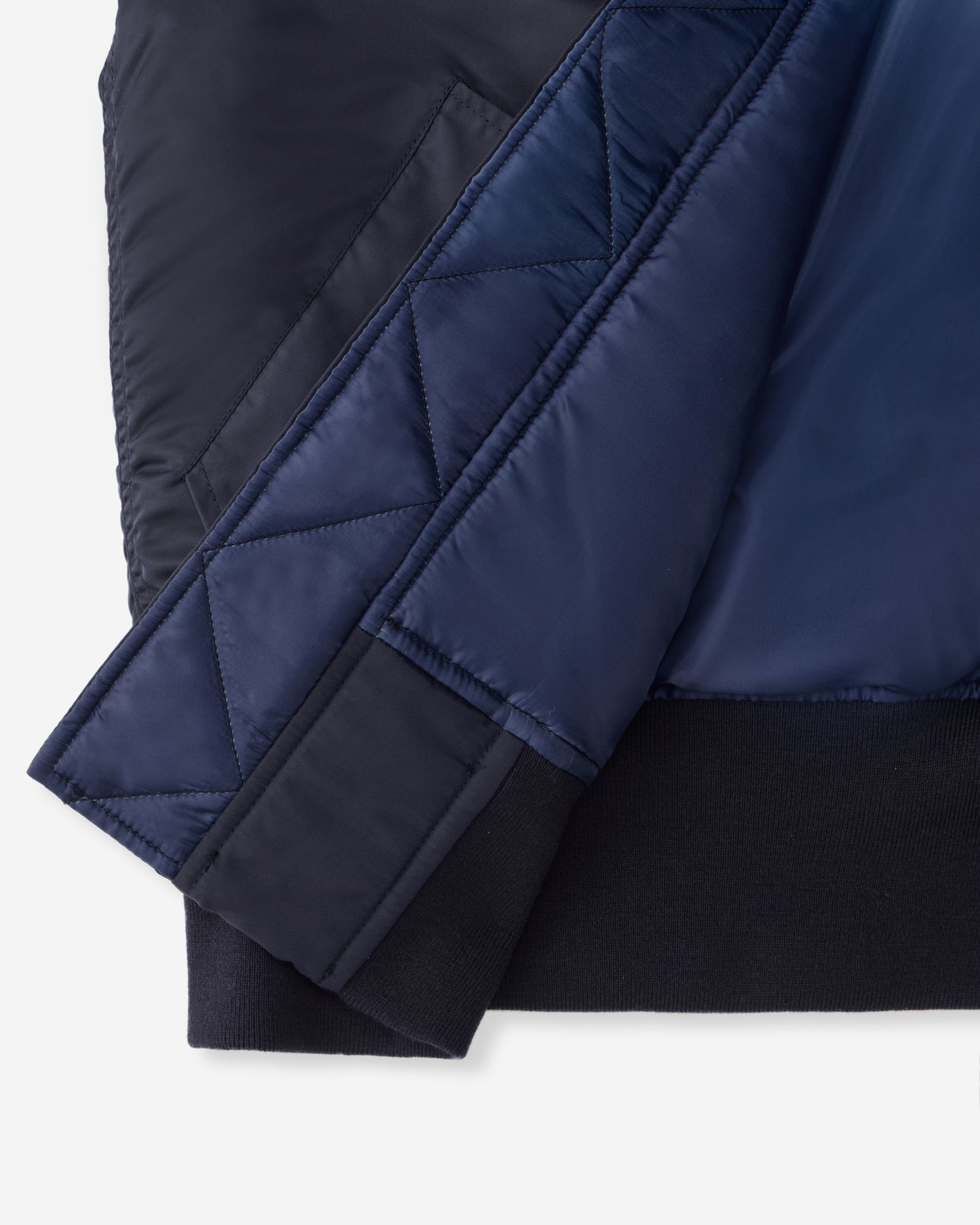 【近日販売予定】EMBROIDERY MA-1