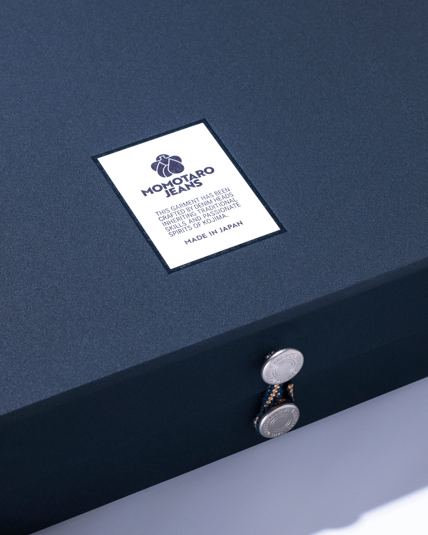 #100 NATURAL INDIGO STRAIGHT 12.2oz